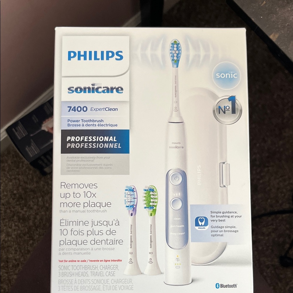 Philips Sonicare 7400 Electric Toothbrush - White with Blue Accents